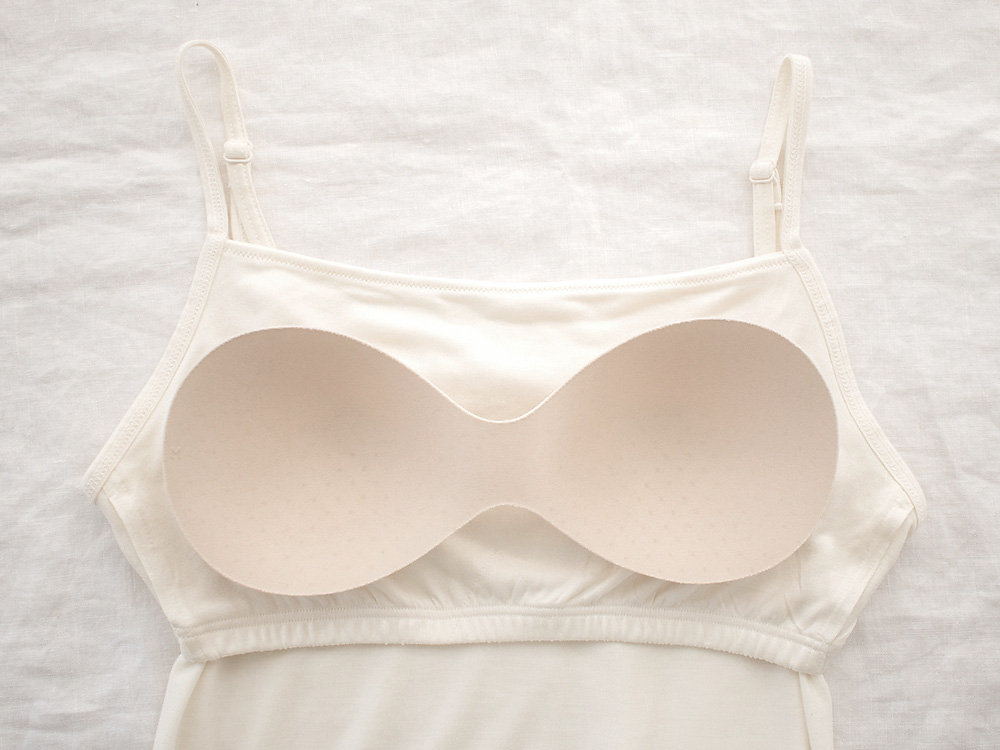 シルク100％ カップ付き キャミソール 日本製 しっかりタイプ 【ふわ肌シルク】