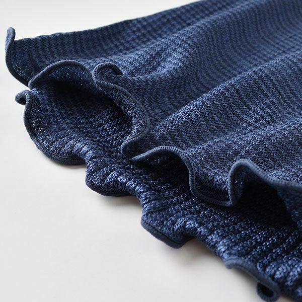 両端はメロー仕上げ