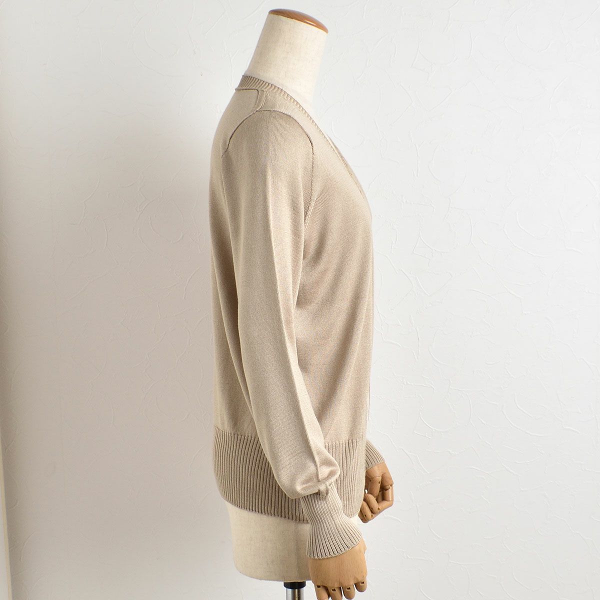 シルク100％ カーディガン 日本製 縫い目のないホールガーメント