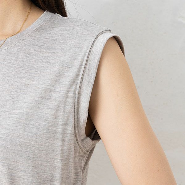 シルク100％ ソフトジャージー カップ付き タンクトップ クルーネック ゆるラク 日本製