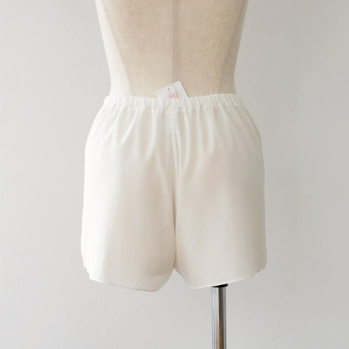 シルク クレープデシン ストレッチ タップパンツ 日本製