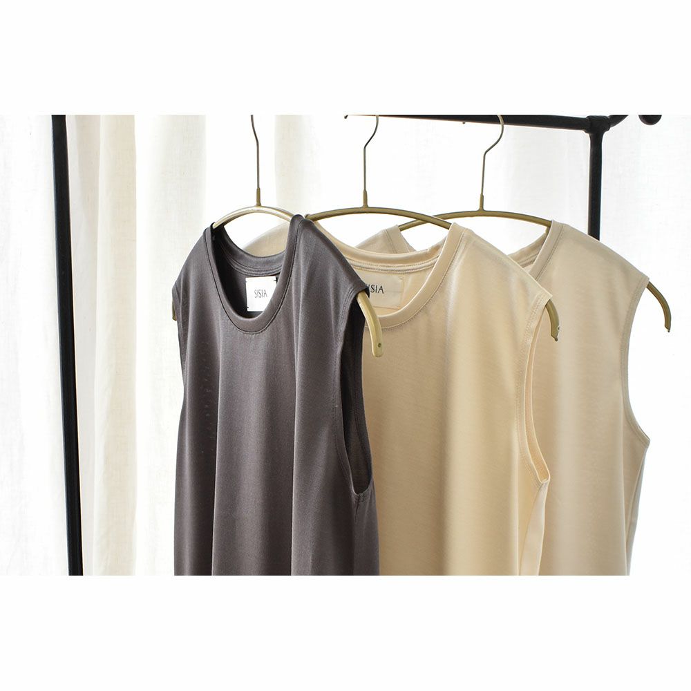 シルク100％ ノースリーブ 日本製