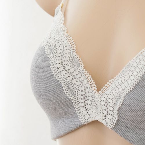 カップ裏シルク モールドカップ ノンワイヤーブラジャー